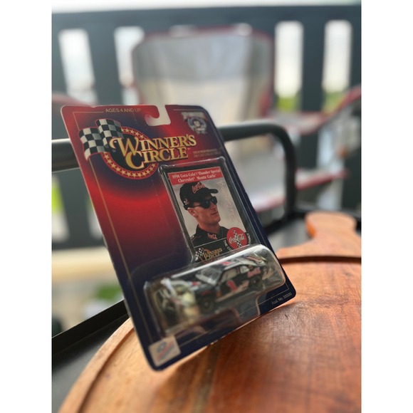 Winner's Circle 1998 Dale Earnhardt Coca Cola Thunder Special Chevy 1/64 Diecast - Picture 4 of 4